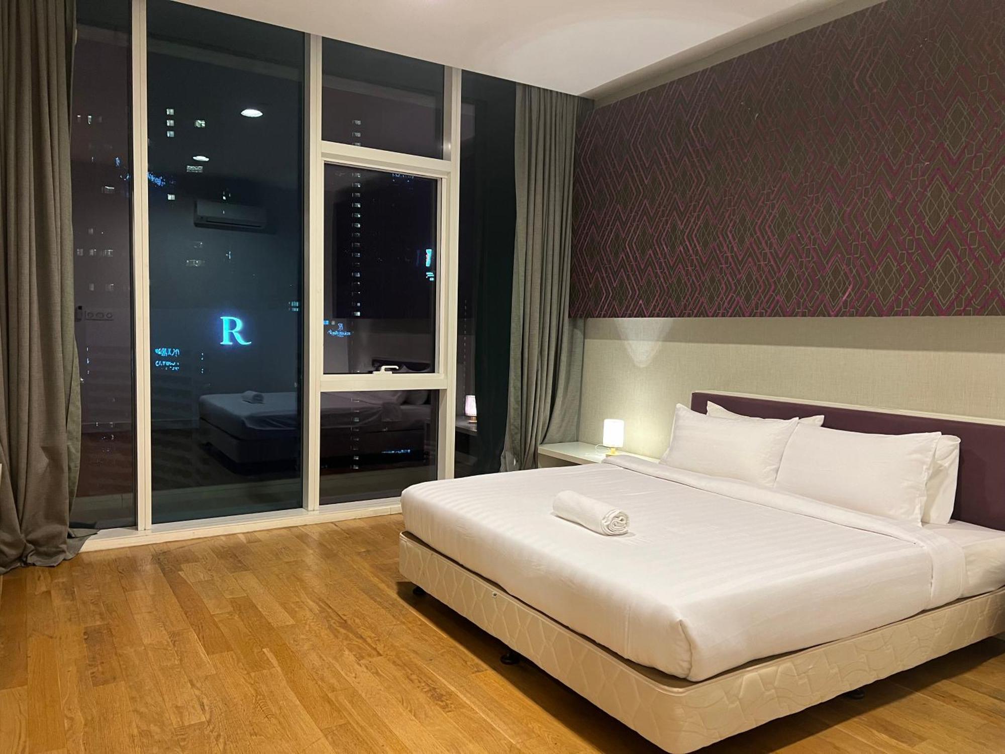 De Sky Platinum Suites Klcc Куала Лумпур Екстериор снимка