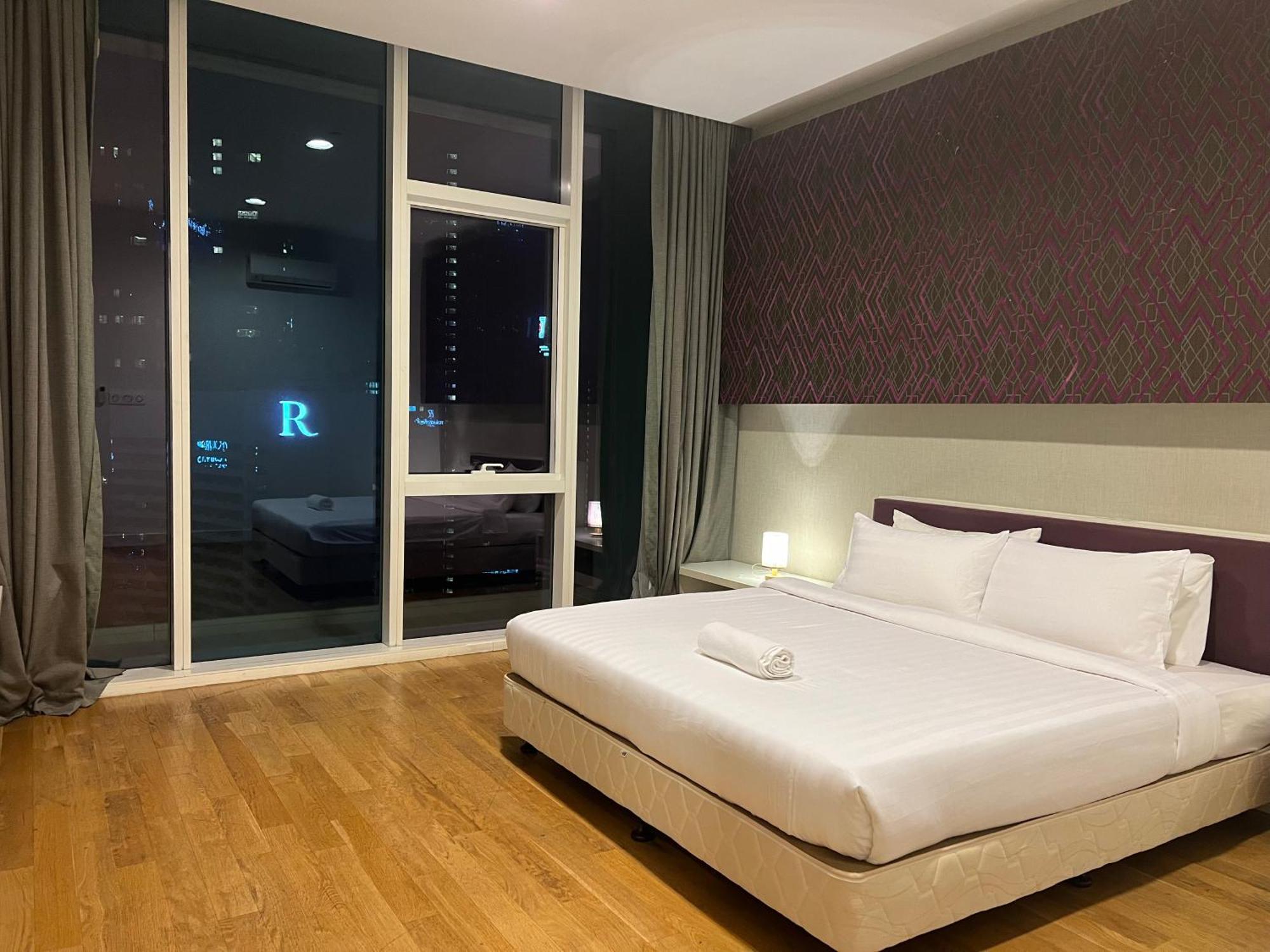 De Sky Platinum Suites Klcc Куала Лумпур Екстериор снимка